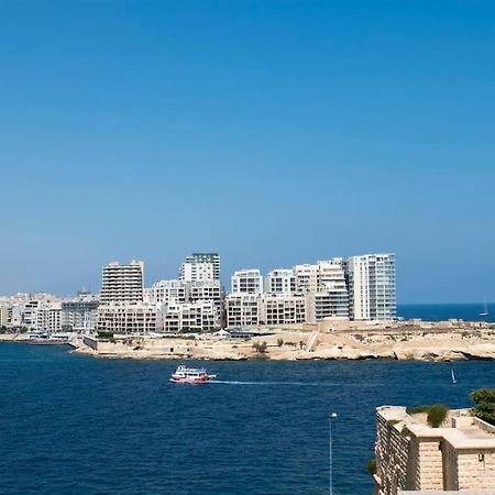 Vallettastay - Harbor View Gem -Sea View 2 Bed Apt Exterior photo